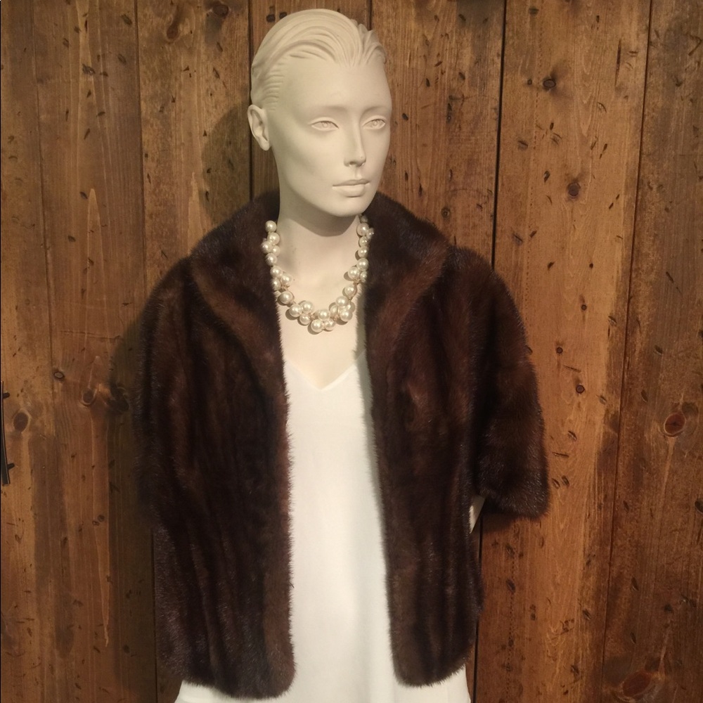 Custom Fur Cape Jacket - Picture 6 of 8